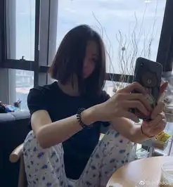 王思聪前女友豆得儿晒新发型撞脸吴建豪美作
