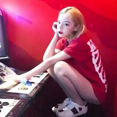 冷漠头像真人女生狠心冷漠绝情的图片