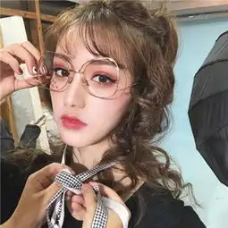 网红美女头像气质清新脱俗2018真的喜欢一个人安静的自由