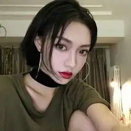 女生我爱你,臭弟弟才回我也爱你,这样回答尽显高情商还拴住她的心
