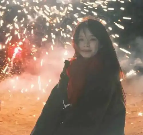 过年头像女