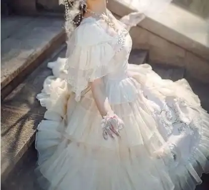 轻lo适合多大年龄的人穿轻lo和lolita的区别