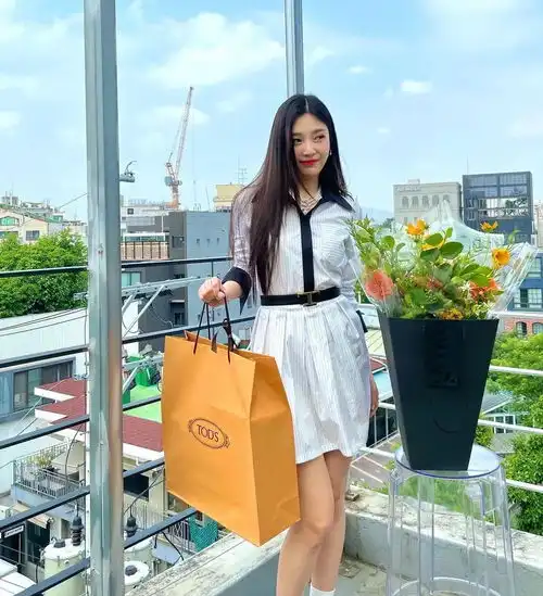 真人女生头像烂大街欧阳