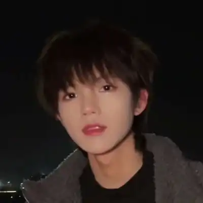 痞帅男生头像真人背影