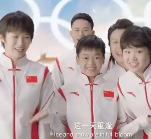 新女子天团出道全红婵张家齐深情演绎新歌,红姐一不小心笑场了