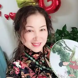 王晓梅枝枝叶叶青青好,攒攒簇簇圆圆小