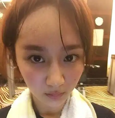 这是杨紫吗越看越不像了,第五个是谁走错路了吧