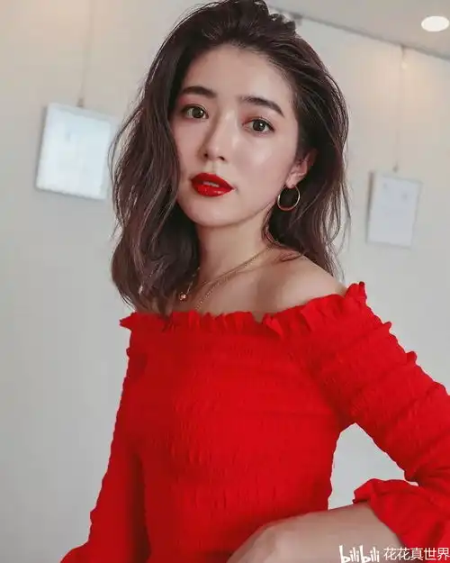 揭秘童年特摄女神下海真实原因,丽娜也是无可奈何