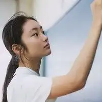 qq女生头像唯美只要你幸福我就心满意足