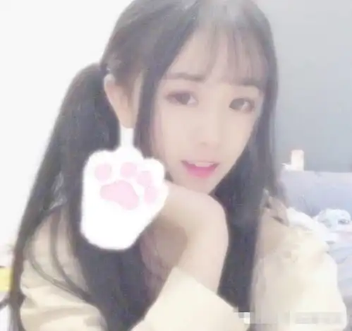 杨清柠3字澄清病情,引千万粉丝泪目,为了小哪吒,别骂了抑郁症