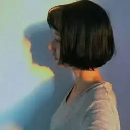 微信头像背影女唯美有气