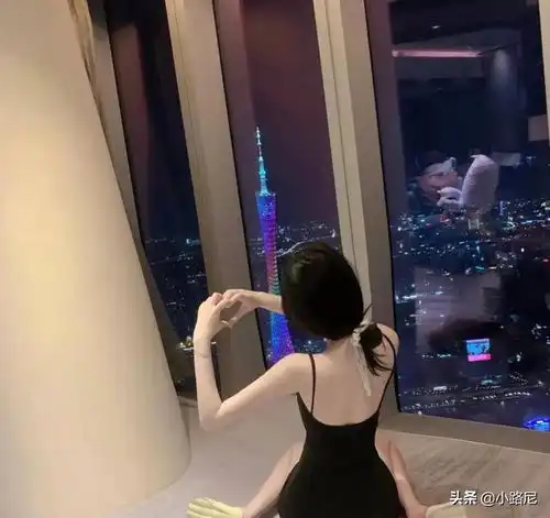 第二十篇好看的背影侧脸头像女生最爱的真人头像,太美了