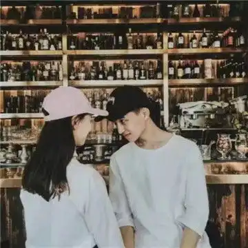 可爱搞怪情头一对头像卖萌女生情侣头像,情侣头像图片