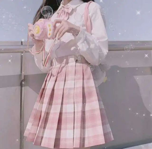 jk格裙一眼心动的温柔女生头像