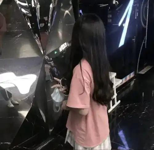 女生真人好看头像不露脸
