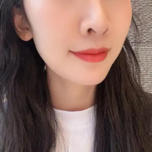 这些口红不管哪个年龄都可用,小女孩温柔恬静,成熟女生优雅气质