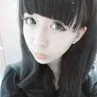 qq女生卖萌头像兵荒马乱的时代去寻找一份真爱