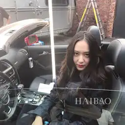 郑秀晶搭档宋承宪变身飚车女神94年的她表面高冷,私下可爱到圈粉

