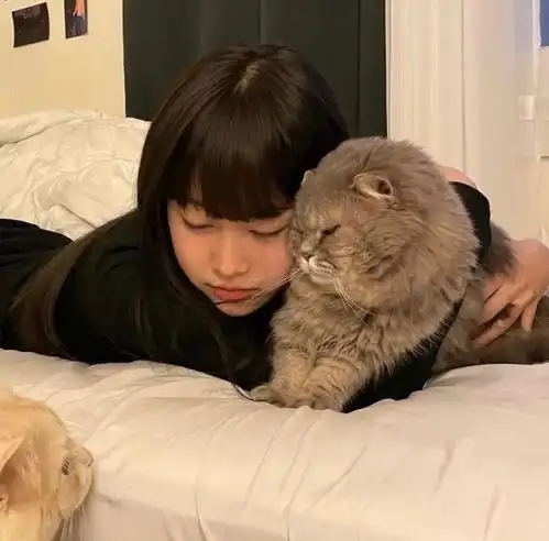 ins敲可爱女生头像