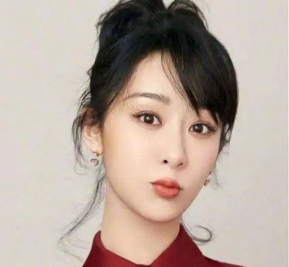 杨紫夏雪,很喜欢剧中那个,真实接地气的邻家女孩