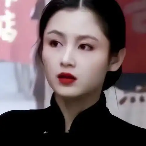 她被称为大陆第一美人,两大名导为其着迷,今55岁活的像25岁