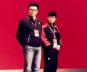 叫板马云,但又是马云最敬佩的人靠走私起家现成为中国最受尊敬企业