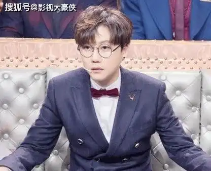 网红美女模仿林心如爆红王思聪和男明星抢着为她刷礼物,她凭什么
