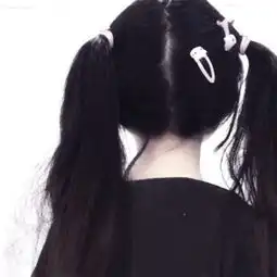 好看女头像手机挡脸漂亮