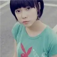 可爱清纯短发女生头像