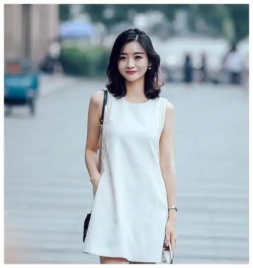 优雅清纯女生头像连衣裙