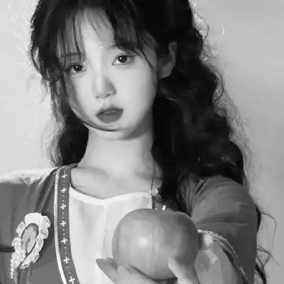 黑白头像女唯美高清图片