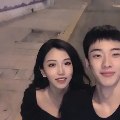 母子四人一女两儿头像真