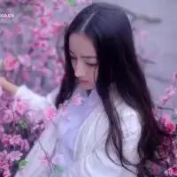 寂寞很美的女生意境头像你都不爱我都何必抓住回忆不放