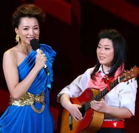 西单女孩任月丽,16岁孤身闯北京,爆红春晚舞台后为何销声匿迹