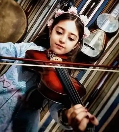 全世界最美女孩马蒂,父亲辞职当保镖,如今怎么样了