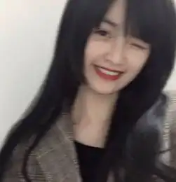 大海的深处有一家便利店贩卖着蓝色的孤独性感阳光小清新文艺女生头像