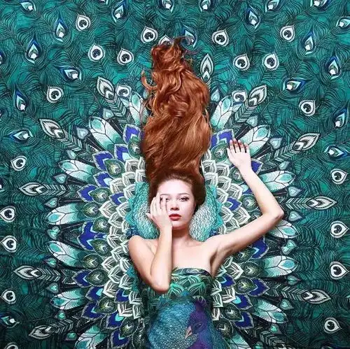 艺术丨她不是天使,却用翅膀创造了一个关于美的神话,美炸了