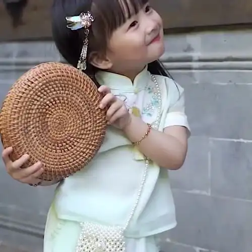 又想骗我生女孩子,可是我的男朋友在哪里我太难了