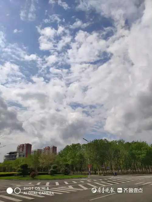 超美雨后初霁,济南治愈系蓝天白云上线,壹粉分享泉城蓝