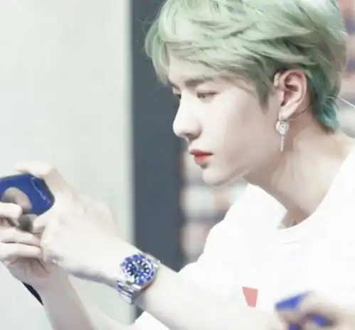 王一博也太有眼光了吧,堪称顶流戴表宗师,有些款普通人也能get