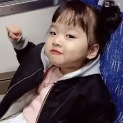 一个很可爱的韩国小女孩,有人知道是什么名字吗