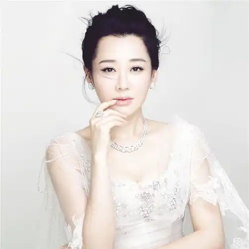 娱乐圈五位剩女,两人被李亚鹏伤过,有人却是零绯闻