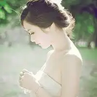 好看的头像女生简单干净