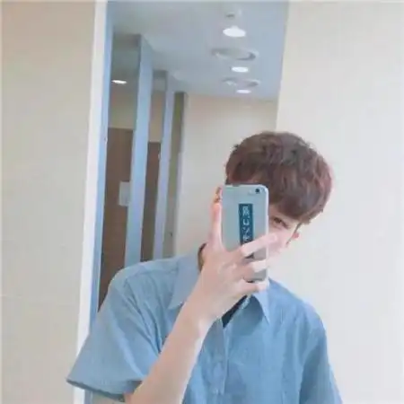 男生帅气的头像真人,颜值很高的帅气男生小清新的