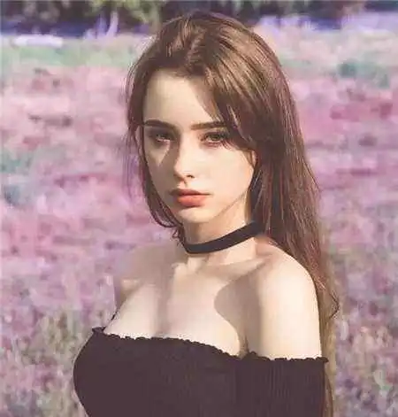 不像网图的女生真人头像