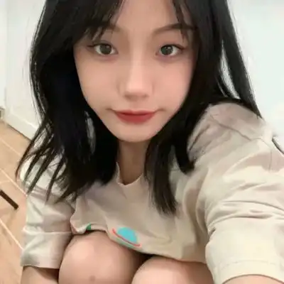 好看的美女头像快手居首