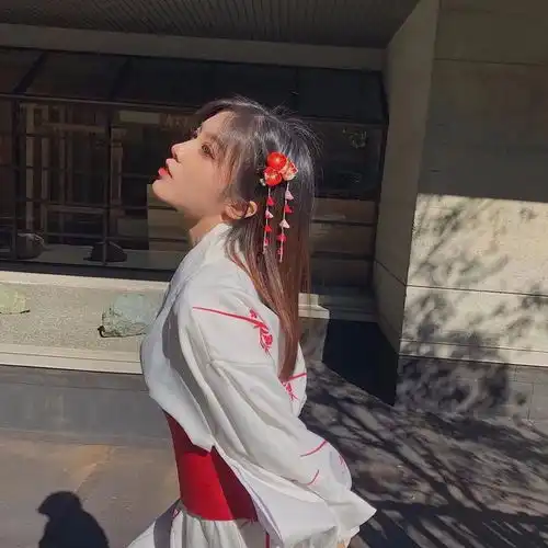 女生头像慢慢理解世界慢慢更新自己第155期
