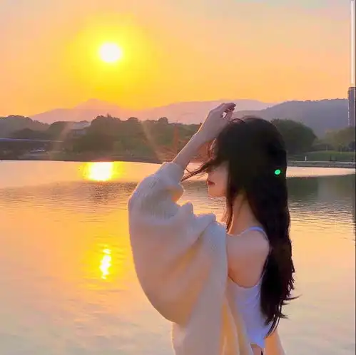 不带爱字却爱意满满的文案