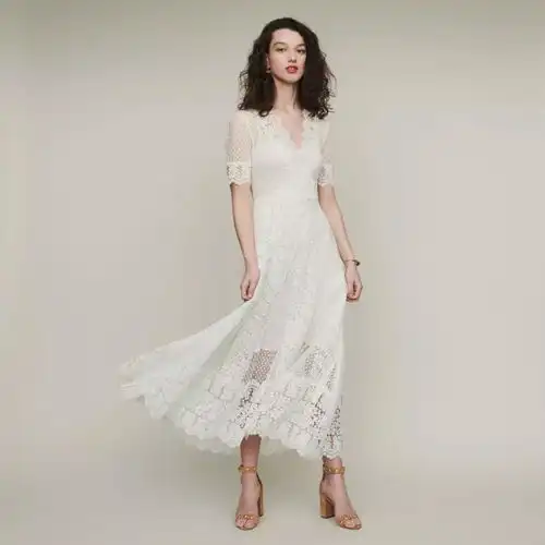 夏天的仙气,是属于小白裙的