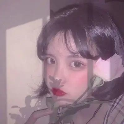 闺蜜头像一萌一酷霸气满天都是狐狸精